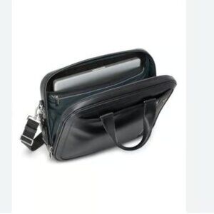 NWT Tumi Leather Thornberry Triple Compartment Brief 15" screens